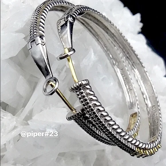 EUC Judith Ripka JR TWO Pave Diamond Large Linen 1.5” Hoop Earrings - Picture 5 of 9